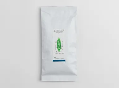 有機茶　川根茶　馥 初摘み　(内容量：100g)　1,800円(税込)