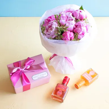 メルシー ママンセット(ピオニーブーケつき)：9,130円(税込)