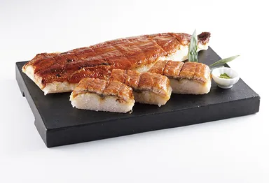 ＜近江今津 西友＞うなぎ炭火焼蒲焼寿司