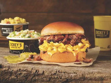 ダブルチーズビーフブリスケット