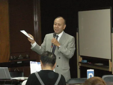 代表　柴田 郁夫　講演の様子