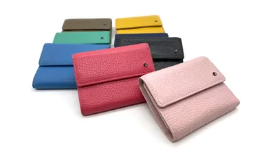 全8色のカラー展開