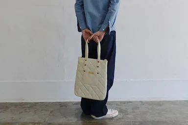 上質なイタリアンレザー使用