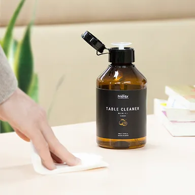 活躍シーン：食事前後のダイニングテーブル