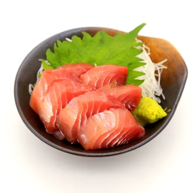 マグロの頭肉盛り480円(税込)