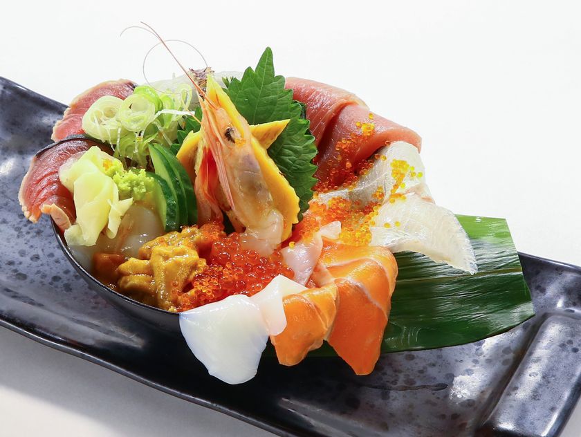 1日10食 宮崎県民限定でご提供 青島海鮮料理 魚益 が地元宮崎 の名産が丼ぶり一杯で味わえる 海鮮丼 2種の雲丹0 増量サービスの提供を開始 株式会社藤ノ家のプレスリリース