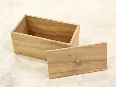 スタイリッシュで手馴染みのよい造り