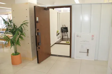 大川モデル外部玄関