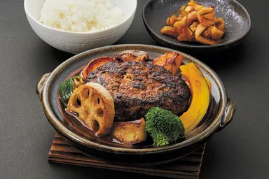 絹の土鍋ハンバーグ