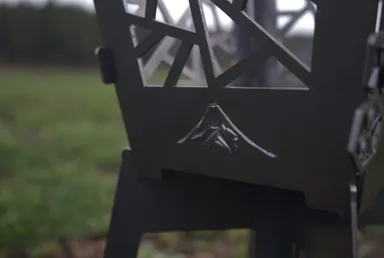 富士山デザインをレーザーカット