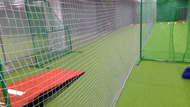 全長24mで、正規の距離でピッチングも可能