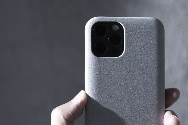 引き算の美学から生まれた薄型軽量のシンプルデザインケース Mynus Iphone 12 Pro Case を5月19日発売 アンドデザイン株式会社のプレスリリース