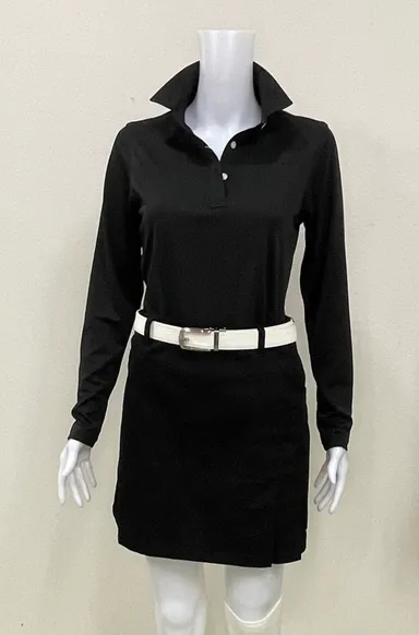 ボタンプルオーバー レディース　ブラック　シックな大人らしさを演出