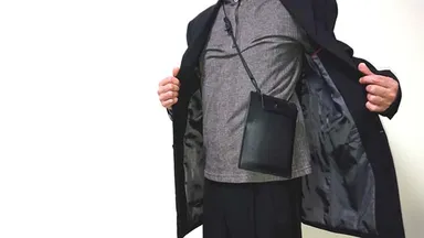 ジャケット下 脇の下(1)