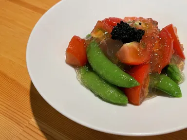 ロココトマトとスナップえんどうのジュレ