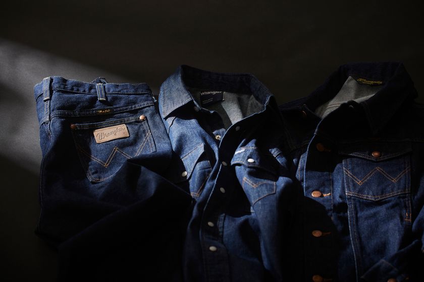 人気沸騰のWrangler WRANCHER(ランチャー)ドレスパンツ 万能