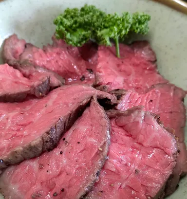 松阪牛プレミアムローストビーフ 300g(3)