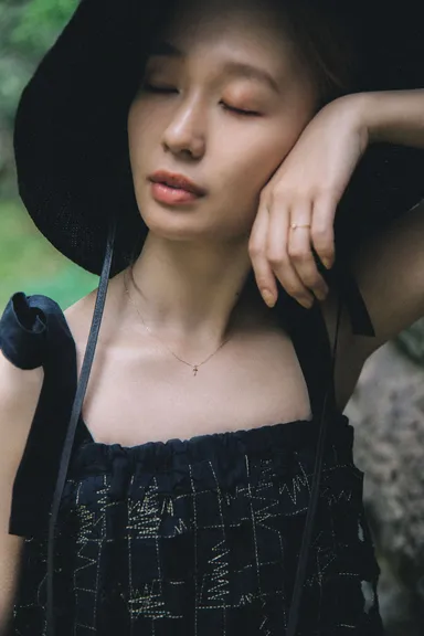 【Lillagom(リッラゴム)】柴田紗希