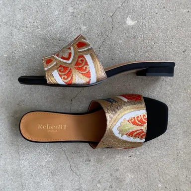 「Obi Square Flat Sandal」価格 26,400円(税込)