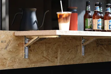 使用例(カフェの受け渡し台)