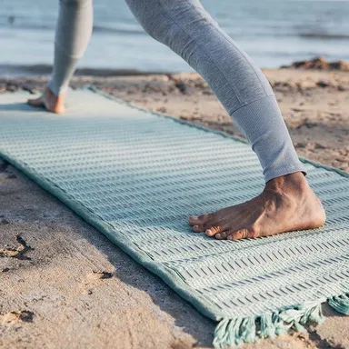 ヨガやストレッチに