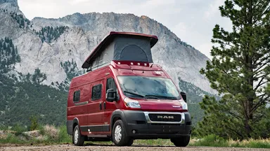 Winnebago SOLIS 59P(ウィネベーゴ ソリス)_1