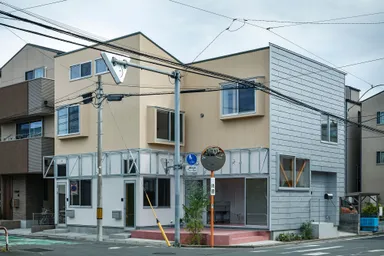 「はねとくも」外観