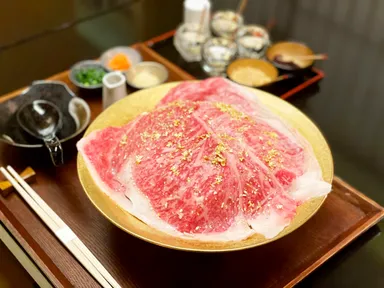 A5松阪牛サーロインラーメン1枚1,800円(※写真は2枚のせになります。)