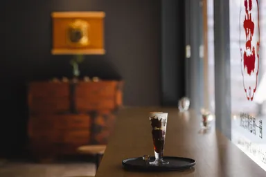 【笹一酒造】SASAICHI KRAND CAFE 内観とパフェ