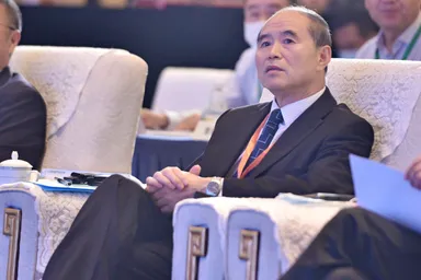 呉吟 氏(「第14次5か年計画」国家エネルギー計画専門家委員会グループ長／元国家能源局副局長)