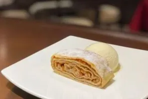 アップルシュトゥルーデル