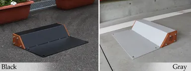 ブラックとグレーの2色展開