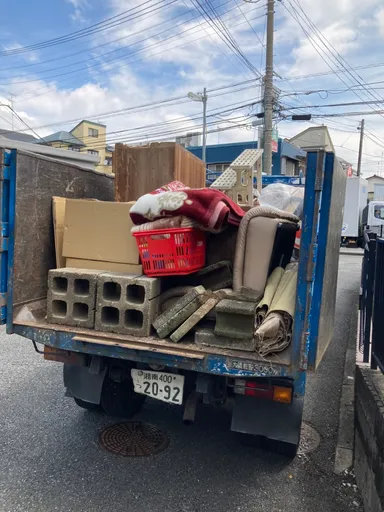 回収後の3tダンプ