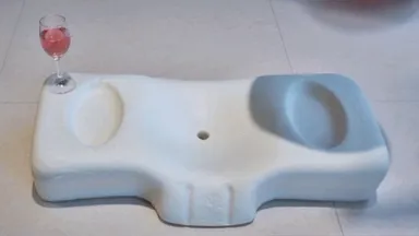 衝撃を分散しながら吸収する枕