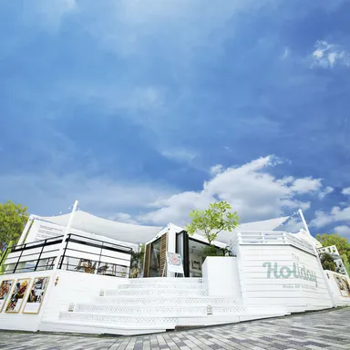 東京・恵比寿にオープンする「The Holiday(LOUNGE)」外観