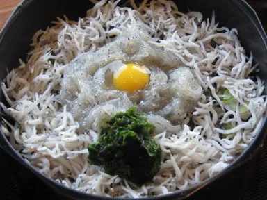しらす丼