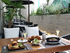 オープンテラス(2) オープンテラス(2)