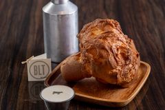 BLT STEAK人気のジャンボ「ポップオーバー」 BLT STEAK人気のジャンボ「ポップオーバー」