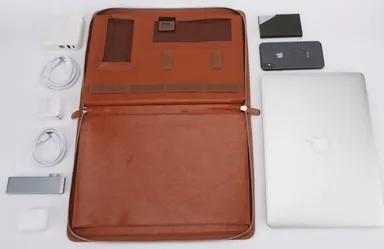 パソコン＋ガジェット　一体型ケース