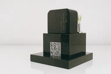 QRコードステッカー付き