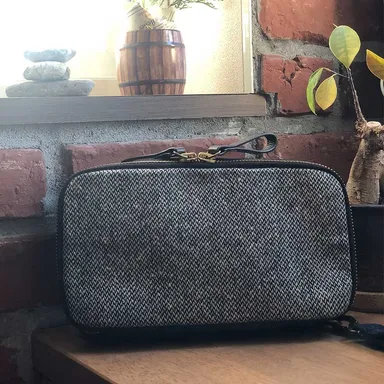 グレーテキスタイル ガジェットケース