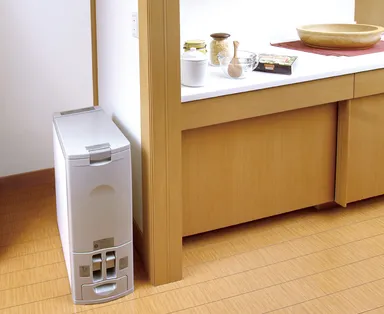 白米専用『定温米びつクーラ』