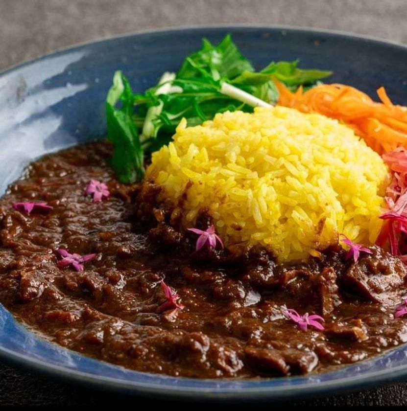 1ミリに削ったミルク氷 いとおごおり や絶品スパイスカレー等をおしゃれな非日常空間で楽しめる New Normal Cafe 鴻巣店 埼玉県鴻巣駅前に7月15日open 株式会社art Diningのプレスリリース