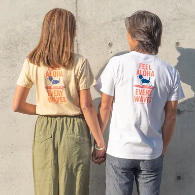 オリジナルTシャツ　￥3,300(ハレイワハッピーマーケット)