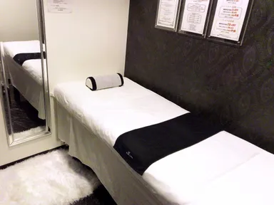 Queen's Wax for men新宿店施術ルーム