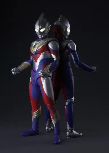 ウルトラマントリガー」の約15cmの可動式フィギュア 円谷 ウルトラマントリガー」の約15cmの可動式フィギュア 円谷