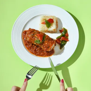 バスク風チキン煮込み ピラフ添え