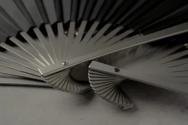 フレームはチタン製