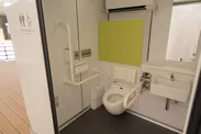 トイレ：車椅子使用者配慮(左仕様)