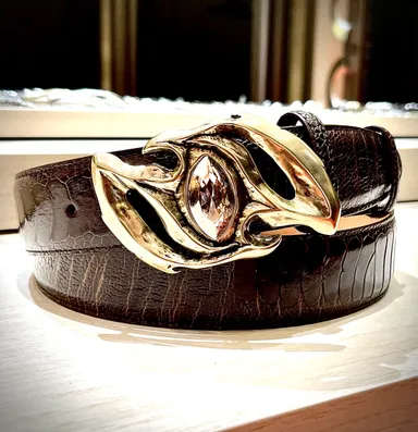 ELLIOT RHODES LONDON